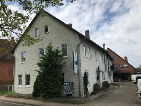 Property building, Day, Neighbourhood, Street view, Location, Parking