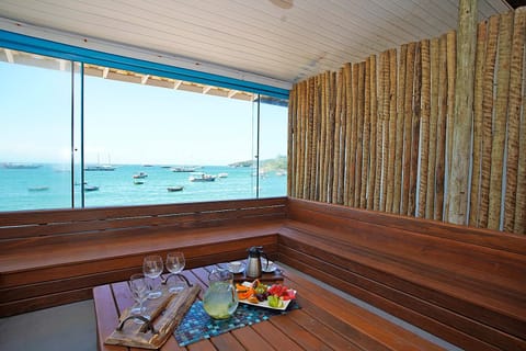 Lounge or bar, Sea view