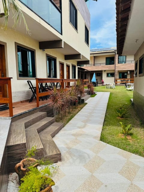 Property building, Patio, Spring, Day, Garden, Garden view