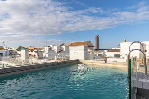 Pool view, Swimming pool