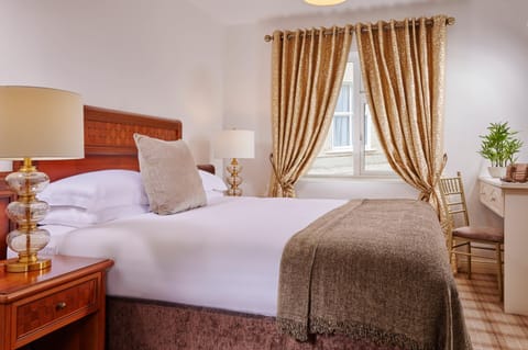 The Royal Marine Guest Accommodation Hotel in County Clare