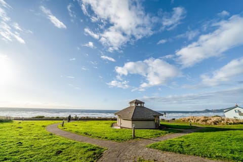 The Jewel of the Nye House in Newport