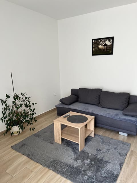 Apartment Sunrise with private parking Apartment in Pula