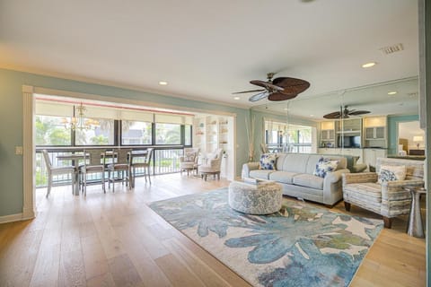 Mariner Pointe #542 House in Sanibel Island