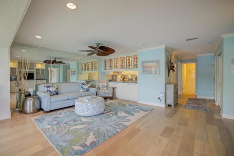 Mariner Pointe #542 House in Sanibel Island