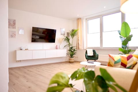 TV and multimedia, Living room, Photo of the whole room, Seating area