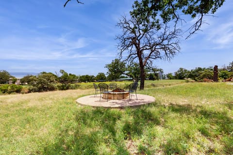 Lone Star Oasis House in Buchanan Dam