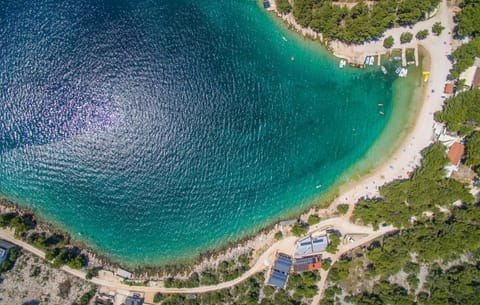 Property building, Bird's eye view, Beach