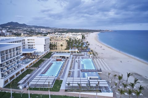 Property building, Bird's eye view, Beach, Beach
