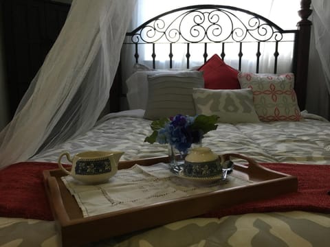 Heavenly Suite in Little Havana Free Parking Vacation rental in Coral Gables