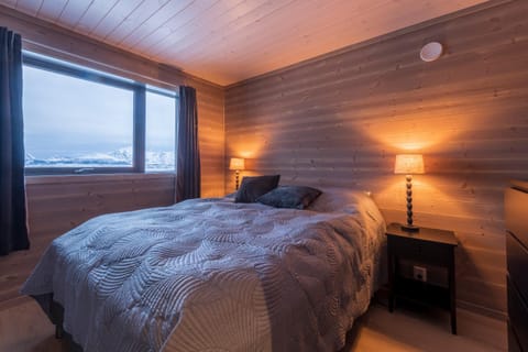 Bed, Bedroom, Sea view