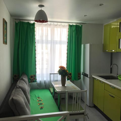 Kitchen or kitchenette, Living room, Dining area