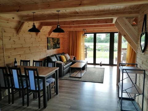 Fajna Chata House in Pomeranian Voivodeship