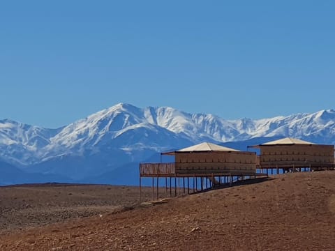 Property building, Natural landscape, Winter