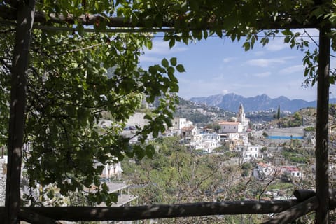 Nearby landmark, Day, Mountain view