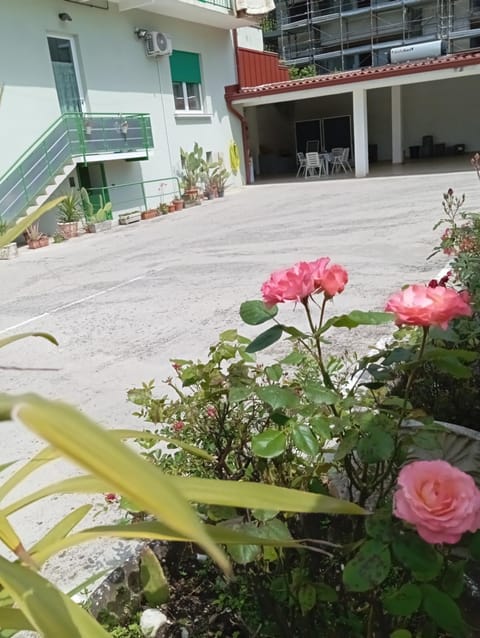 Gorizia vacanze appartamento in villa con parcheggio Apartment in Gorizia