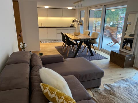 Kitchen or kitchenette, Living room, Dining area