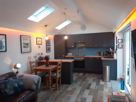 Kitchen or kitchenette, Living room, Dining area