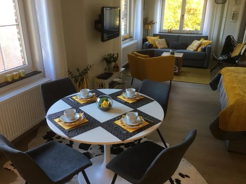 Villa van Brienen - Studio Apartment in Dilsen-Stokkem