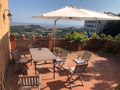 Frantoio-di-Campiglia Apartment in Campiglia Marittima