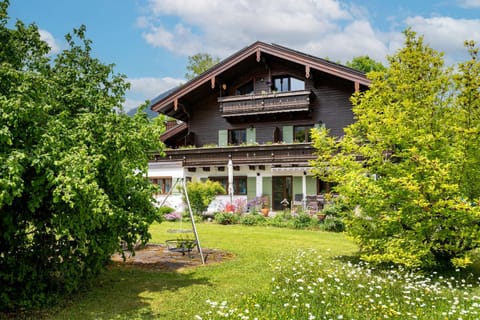 Haus Enzian Apartment in Salzburgerland