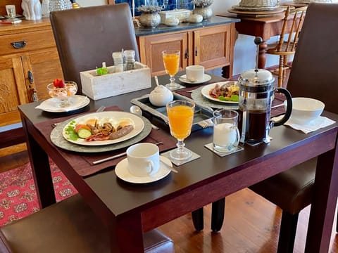 Property building, Breakfast, Continental breakfast