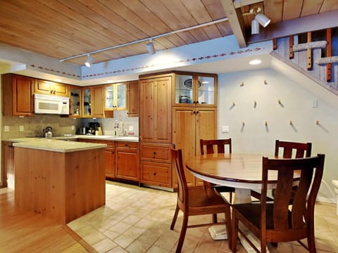 Timberline Condominiums 1 Bedroom plus Loft Deluxe Unit A3F House in Snowmass Village