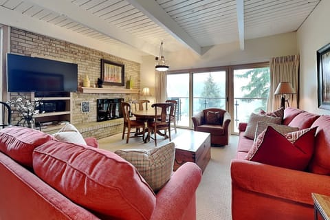 Timberline Condominiums 2 Bedroom Deluxe Unit B2D House in Snowmass Village