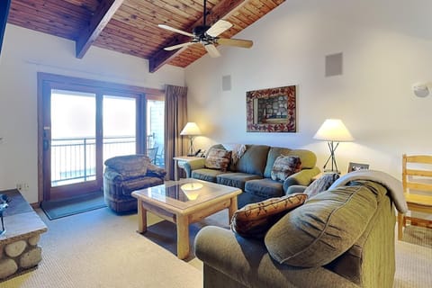 Timberline Condominiums 1 Bedroom plus Loft Deluxe Unit C3B House in Snowmass Village
