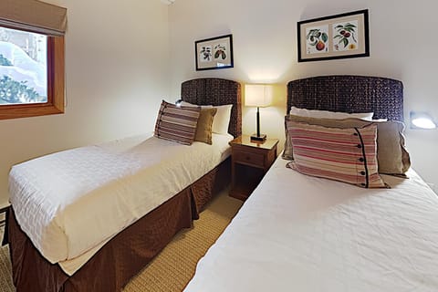 Timberline Condominiums 2 Bedroom plus Loft 3 Bath Deluxe Unit C3E House in Snowmass Village