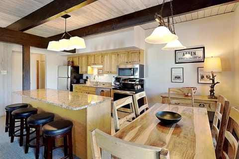 Timberline Condominiums 3 Bedroom Standard Unit D2A House in Snowmass Village