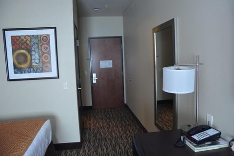 Roosevelt Inn & Suites Hotel in Watford City