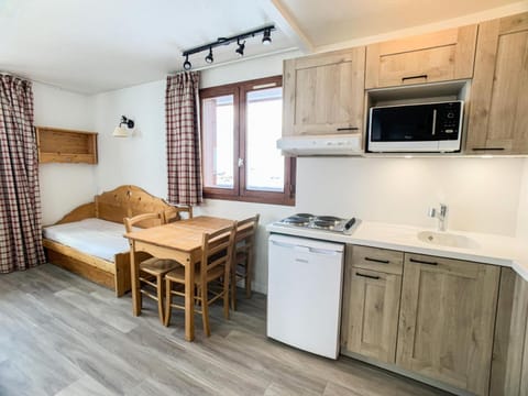 Résidence Rond Point Des Pistes A - Appartement proche des pistes·Balcon MAE-6728 Apartment in Tignes