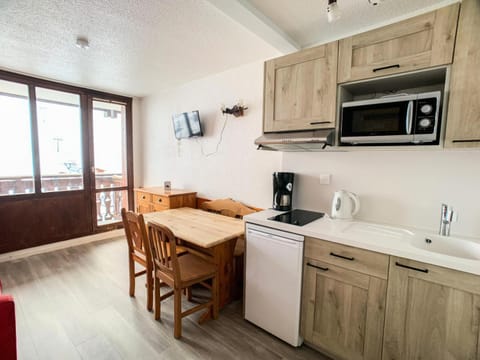 Résidence Rond Point Des Pistes B - Studio lumineux·Proche des pistes et des commerces MAE-6792 Apartment in Tignes