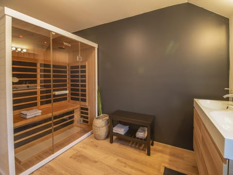 Spa and wellness centre/facilities