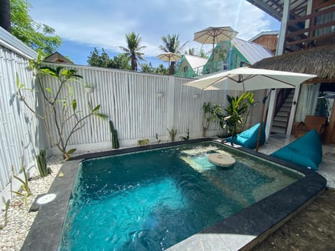 Day, Natural landscape, Garden, Garden view, Pool view, Swimming pool