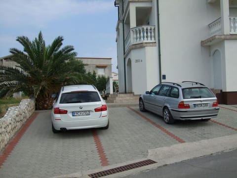 Villa Sarah Apartment in Lopar