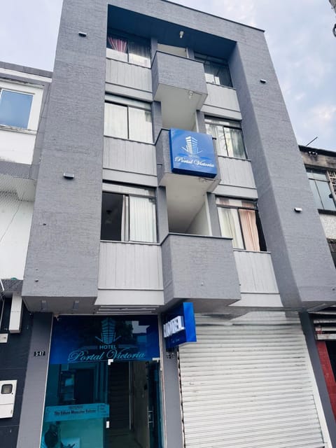 Property building, Day