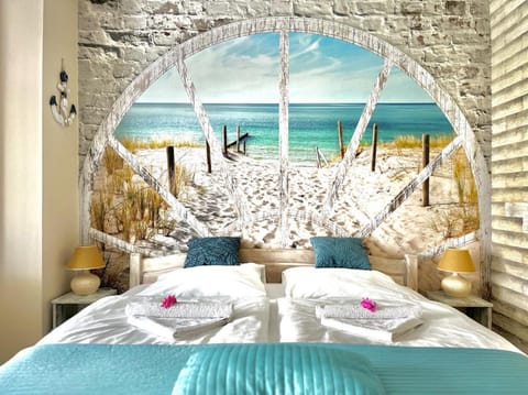 Restaurant/places to eat, Balcony/Terrace, Beach, Beach, Sea view, Sea view, Breakfast