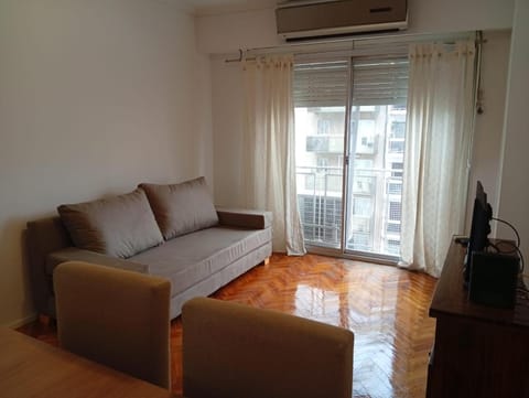 TV and multimedia, Seating area, air conditioner