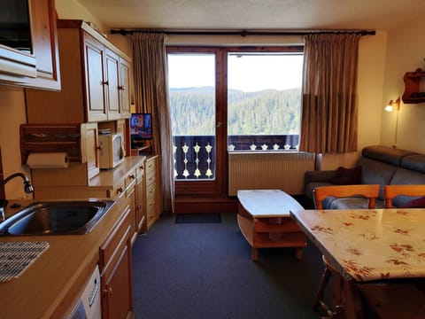 Studio cabine fonctionnel pour 6 pers. au pied des pistes - Parking inclus - FR-1-595-5 Cabin in Notre-Dame-de-Bellecombe