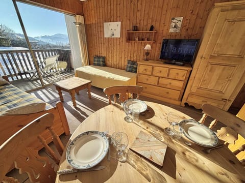 Studio confortable à Notre-Dame-de-Bellecombe - FR-1-595-18 Apartment in Notre-Dame-de-Bellecombe