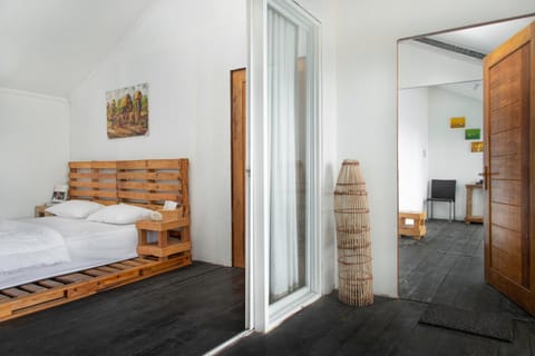 Shower, Toilet, Bathroom, Balcony/Terrace, Seating area, Bedroom, Sea view, Sea view, group of guests, group of guests, Family, Family