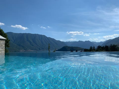 Lake view, Pool view, Swimming pool