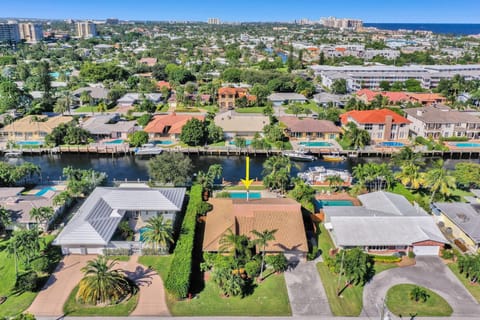 By the Sea Villa House in Lauderdale-by-the-Sea