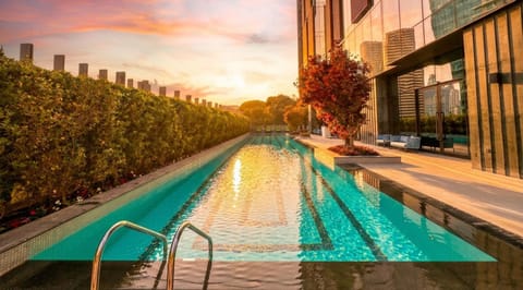 Day, Pool view, Swimming pool, sunbed