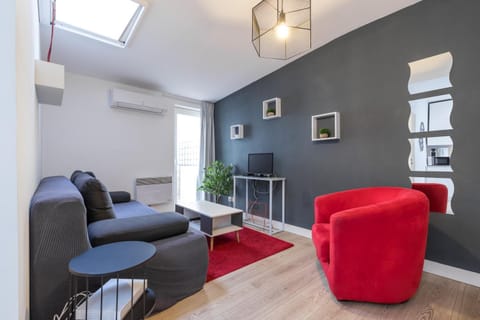 Communal lounge/ TV room, Living room