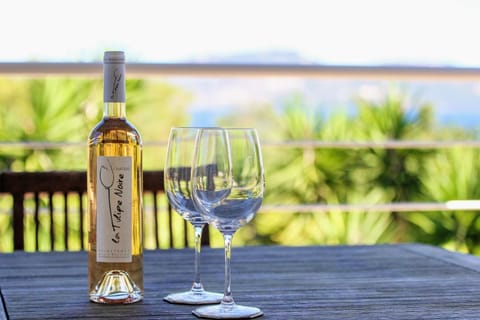 Natural landscape, Sea view, Alcoholic drinks