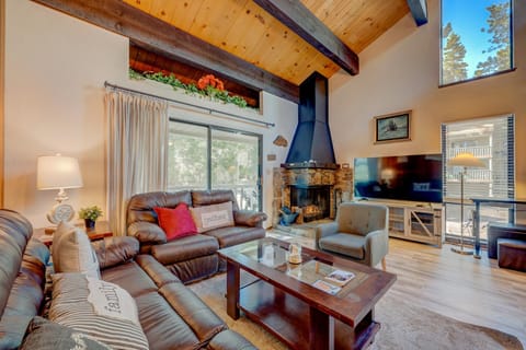Kings Beach Bliss Apartment in Tahoe Vista