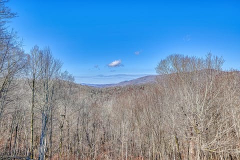 Crestview 261 House in Sugar Mountain